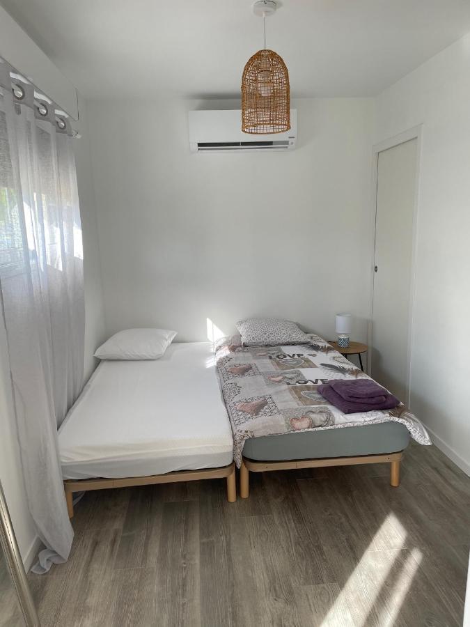 Maison Fleurs De Lys, Climatisee, Wifi Et Parking Privee Gratuit, Lave-Linge, Vernon Giverny 外观 照片